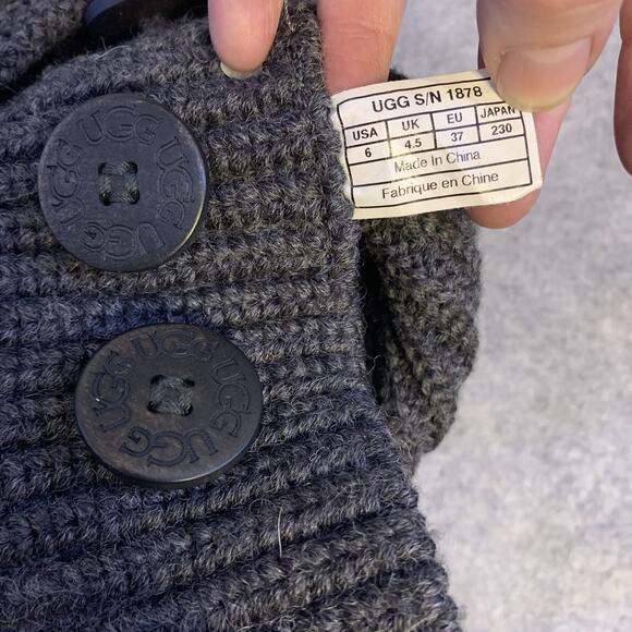 Ugg Australia Cardy Classic Knit Sweater Boots, Gray Knee High Women's 6 Buttons - Picture 8 of 10